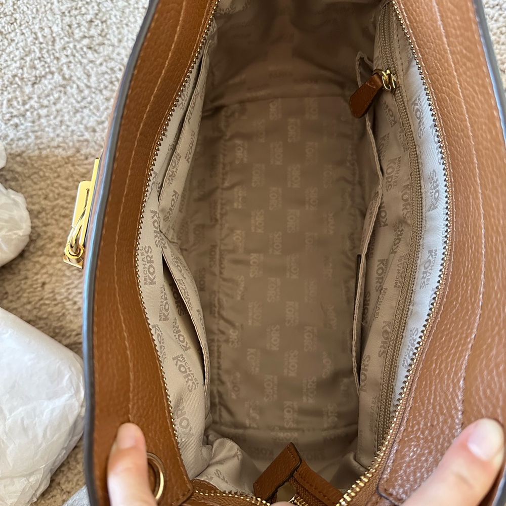 Michael Kors Bag - Picture 6 of 12
